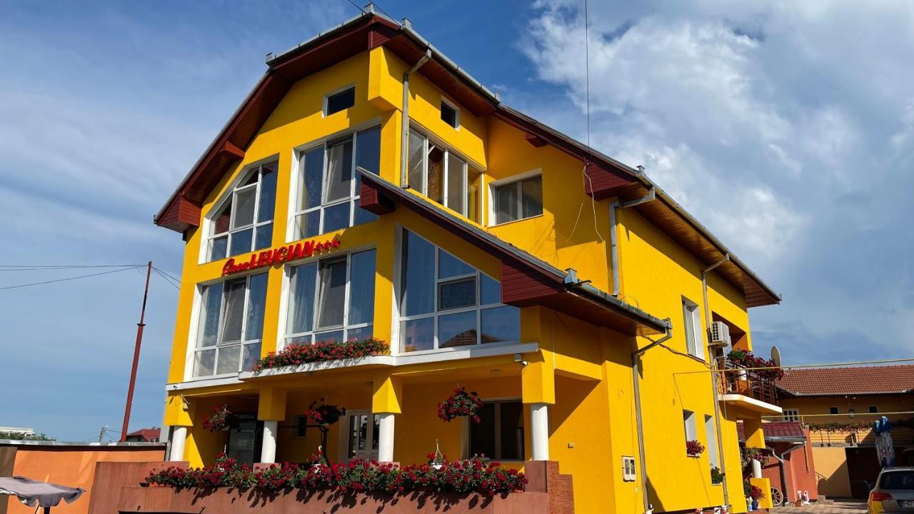 Hotel Casa Leucian Deva Zewnętrze zdjęcie